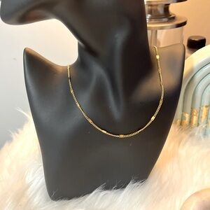 Elegant Gold Necklace